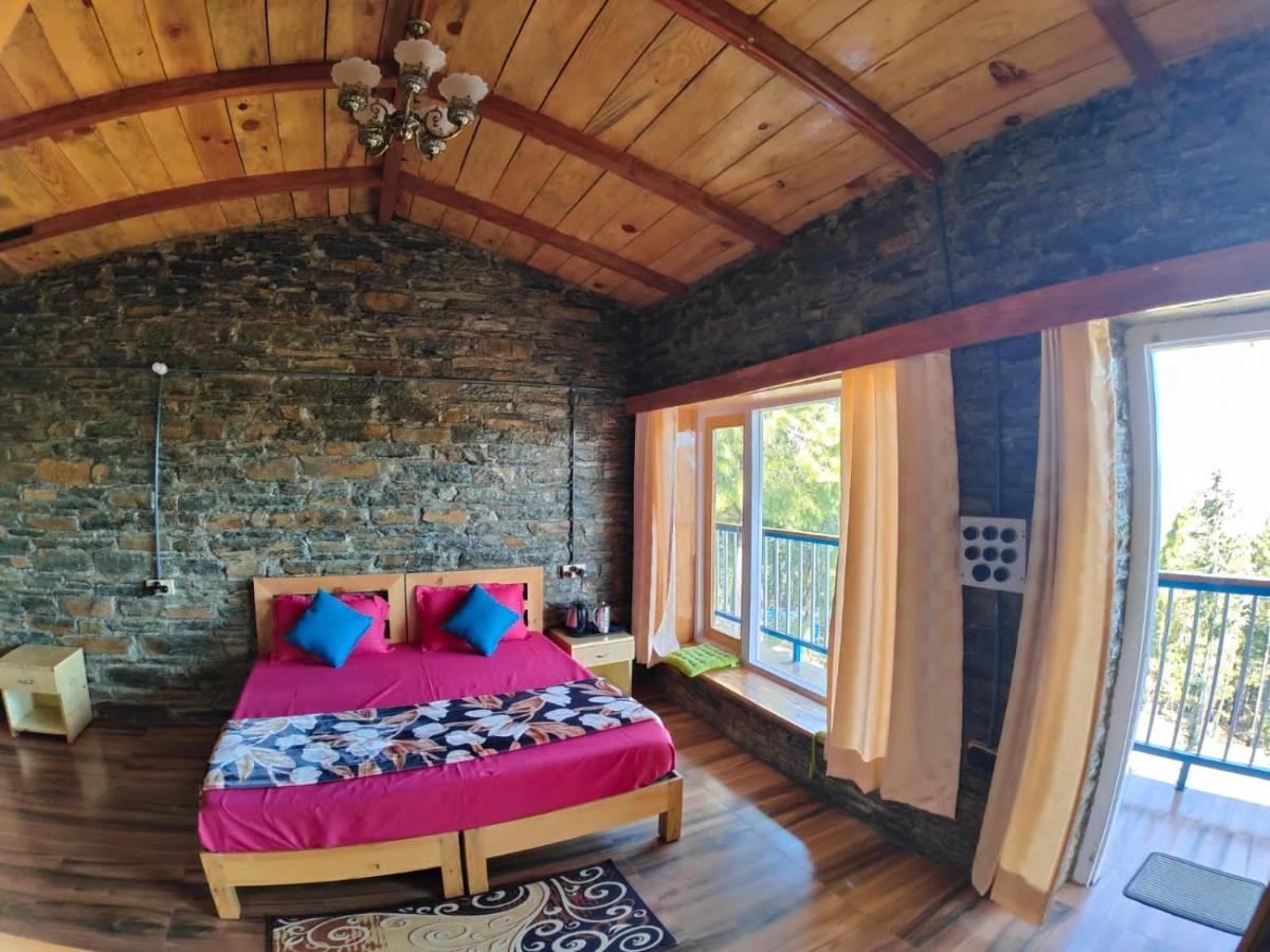 The Roots Homestay アルモラ エクステリア 写真