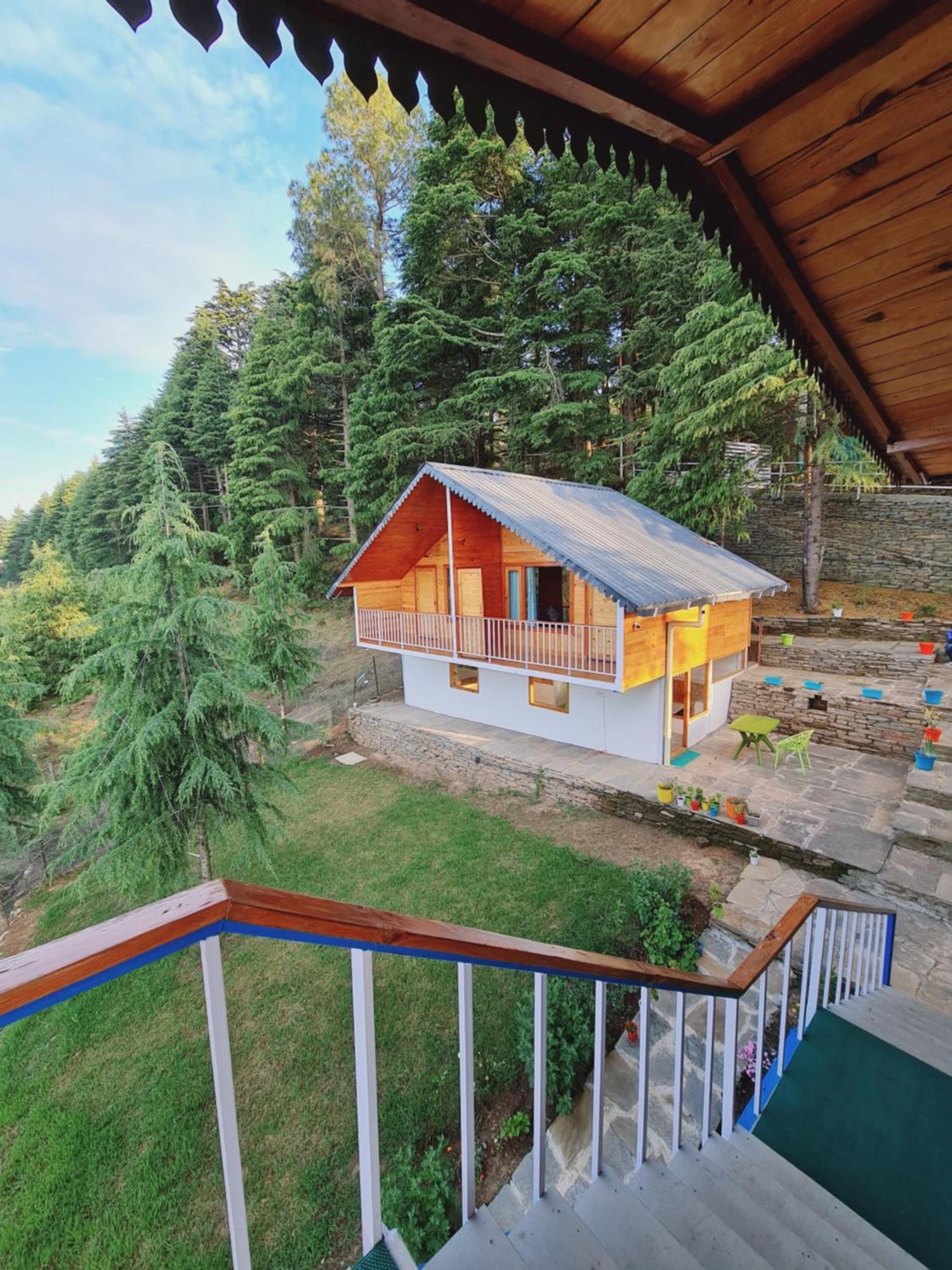 The Roots Homestay アルモラ エクステリア 写真